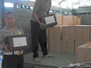Korlantas Mabes Polri Pasok 780 Ribu Material STNK untuk Jawa Timur