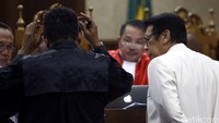 Dokter Slamet Purnomo yang melakukan autopsi jenazah Wayan Mirna.