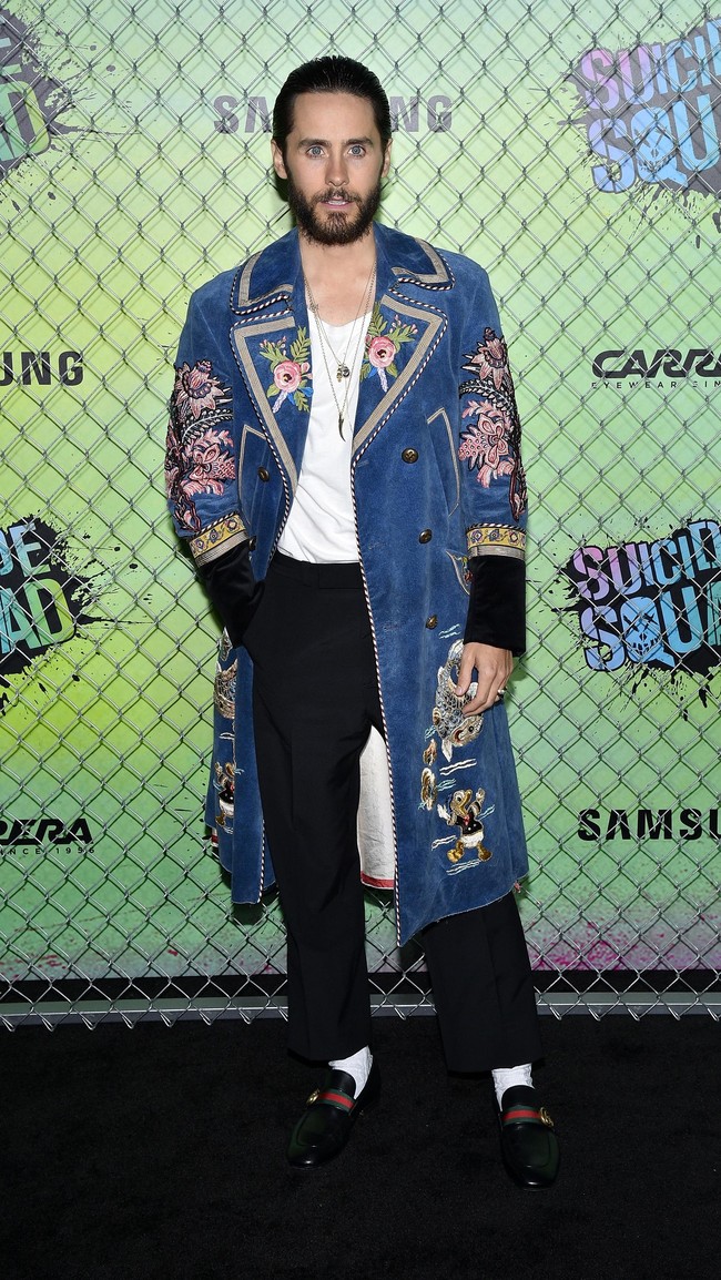 Jared Leto makin ganteng dan tampak baby face di usia 45 tahun. Wajahnya seolah tak menua. Foto: dok. Bryan Bedder / Getty Images untuk Carrera