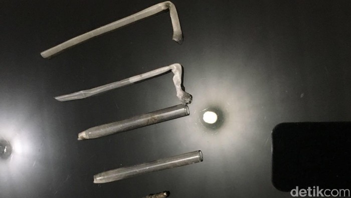 Berkendara Tanpa Plat Nomor, 2 Pemuda di Medan Ini Simpan Sabu Saat Digeledah Polisi