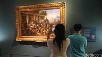 Jam buka pameran dimulai dari pukul 09.00 WIB pagi hingga pukul 20.00 WIB malam. Kapan lagi bisa melihat koleksi lukisan milik Istana Kepresidenan kalau bukan di pameran ini! (Wahyu/detikTravel)