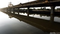 Kali Ancol kini terlihat sudah semakin bebas dari sampah.