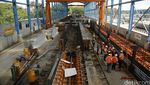 Melihat Produksi Beton Waskita