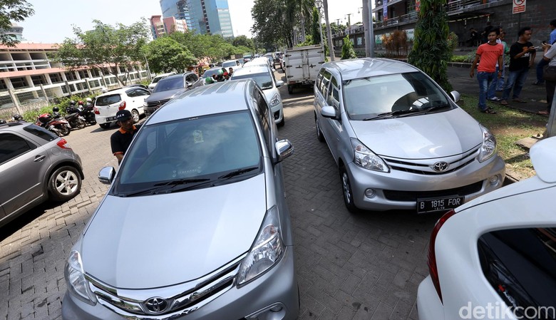 Taksi online. Foto: Rachman Haryanto Taksi online. Foto: Rachman Haryanto