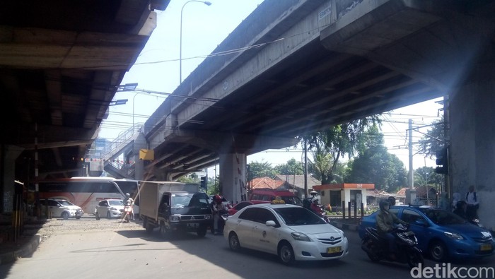 KCJ Dukung Penutupan Perlintasan Sebidang di Jl TB Simatupang
