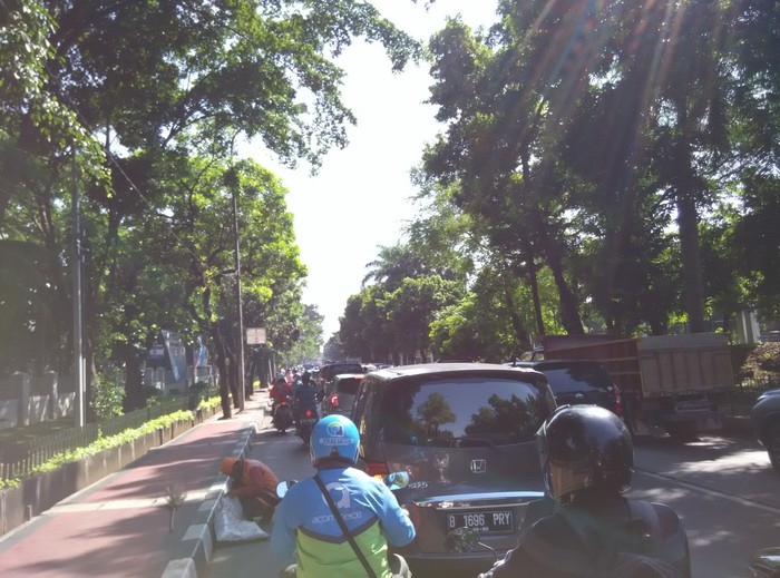 Ada Kecelakaan, Lenteng Agung ke Tanjung Barat Macet 6 Km