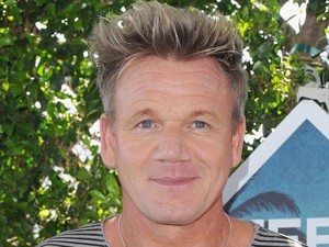 Juri Master Chef Gordon Ramsay Terobsesi Perawatan Pengencangan Kulit