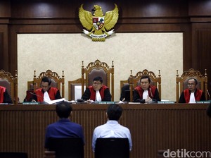 Asisten Eks Presdir Agung Podomoro Land Dihukum 2,5 Tahun Penjara