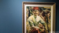 Ada lukisan karya beberapa maestro lukis Tanah Air, seperti Affandi. Lukisan berjudul Potret HOS Cokroaminoto ini dihasilkan Affandi pada tahun 1946 (Wahyu/detikTravel)