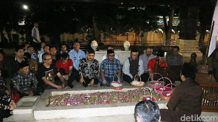 Tokoh PDIP, Menteri dan Kepala Daerah Ziarah ke Makam Bung Karno