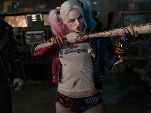 Margot Robbie Kembali Jadi Harley Quinn di Gotham City Sirens
