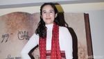 Chelsea Islan Cantik Tampil Etnik dengan Kain Lurik