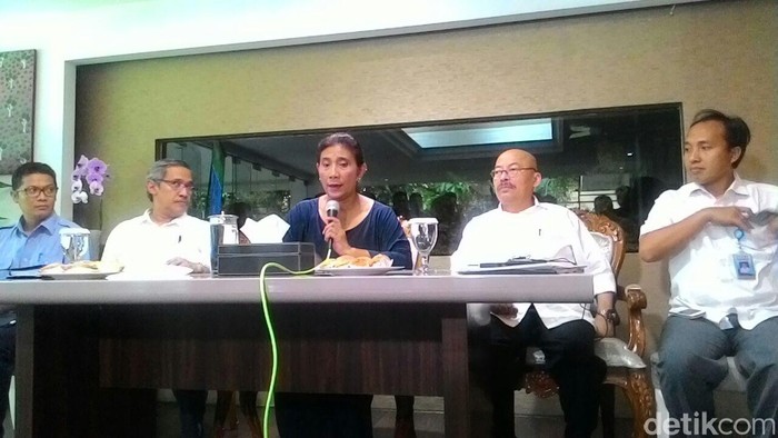 Kapal Eks Asing Ganti Baju, Susi: Saya Serukan ke Gubernur Cek Izin di Daerah