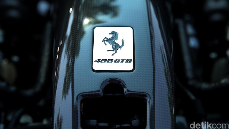 Logo Ferrari Foto: Ari Saputra Logo Ferrari Foto: Ari Saputra
