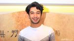 Reza Rahadian dan Chelsea Islan di Jumpa Pers Bunga Penutup Abad