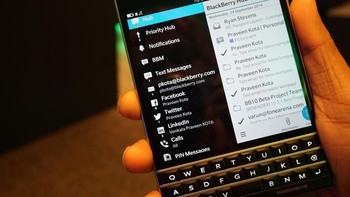 Smartphone BlackBerry pernah jadi idaman banyak orang, dipuja di banyak negara. Namun sekarang, BlackBerry sudah tidak ada lagi tajinya sehingga induk perusahaan BlackBerry telah memutuskan tidak lagi membuatnya secara langsung, melainkan menyerahkannya ke pihak ketiga dengan sistem lisensi. Foto: Istimewa