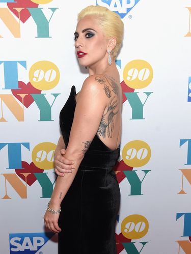 Lady Gaga: Social Media Menghancurkan Hubungan Asmara