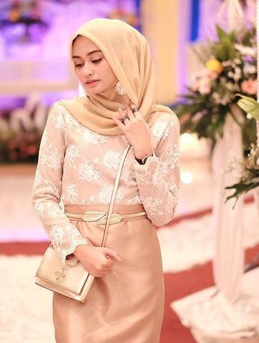 Shella A, Jawara Hijab Hunt yang Kini Berpenghasilan Puluhan Juta per Bulan