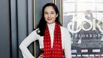 Chelsea Islan Cantik Tampil Etnik dengan Kain Lurik