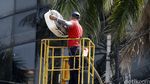 Lampu Penerangan Jalan di Cikini Diperbaiki