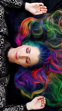 Rapunzel Dalam Dunia Nyata Ini Punya Rambut Panjang Yang Warna Warni