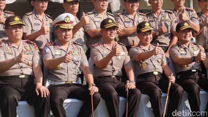 Ke Semarang, Kapolri Beri Penghargaan ke Polisi yang Cegah Bom di Mapolres Solo