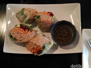 Nggak Melulu Restoran, Ada Juga Warteg Vegetarian di Jakarta