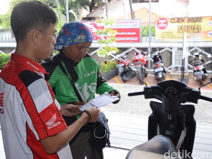 Honda Beri Diskon Servis Pengemudi Ojek Online