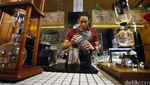 Sandiaga Jadi Barista Kopi