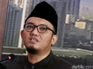 Tim Prabowo-Sandi Minta LPSK Lindungi Ratna Sarumpaet