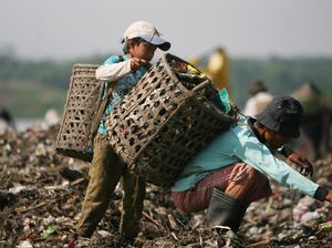 Kelola Sampah, Warga Jangan Tergantung pada Pemulung