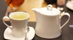 Menikmati Vanilla Bourbon Tea dengan Aneka Cake Mungil