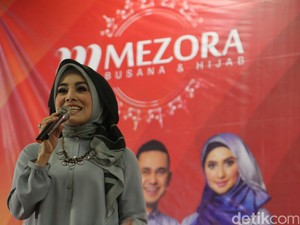Cici Paramida 15 Tahun Sendiri, Nggak Mau Repot soal Menikah