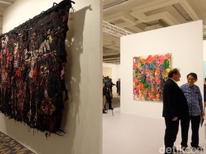 Melati Suryodarmo Hingga Gatot Pujiarto Juga Dilamar Pearl Lam Galleries
