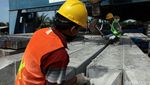 Melihat Pembuatan Beton untuk Proyek LRT Palembang