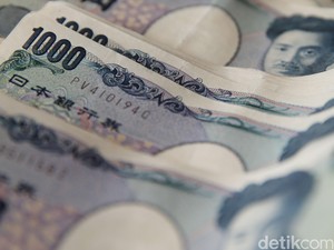 Wanita Auto Nyesek Buka Hadiah dari Pasangan, Awalnya Kira Uang Rp 2,8 M