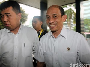 PDIP Minta Pemerintah Gerak Cepat Cek Kebenaran Isu Menteri ESDM Berpaspor AS