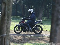 Melibas Kemacetan Jakarta dengan All New Honda Supra GTR 150