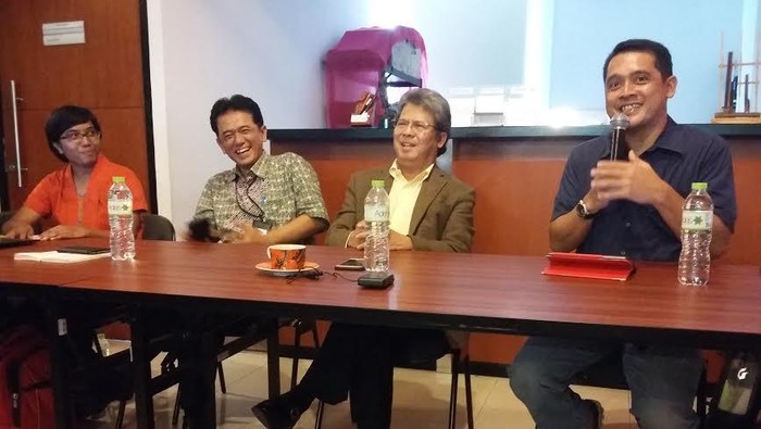 Todung Mulya Lubis Jadi Pengacara Haris Azhar