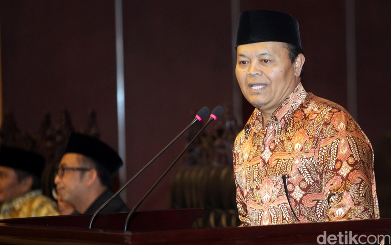 Hidayat Nur Wahid: Di Pancasila ada Ketuhanan, Komunisme Tak Mengakui Tuhan Hidayat Nur Wahid: Di Pancasila ada Ketuhanan, Komunisme Tak Mengakui Tuhan