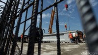PT Waskita Beton Precast membuat berbagai jenis beton seperti Pci Girder, Square Pile, dan Ready Mix.