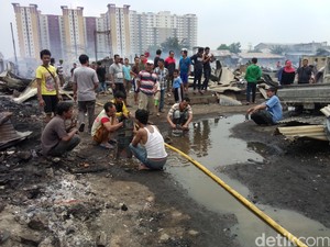 Kata Djarot Soal 2 Kebakaran Besar di Jakarta dalam 24 Jam Terakhir