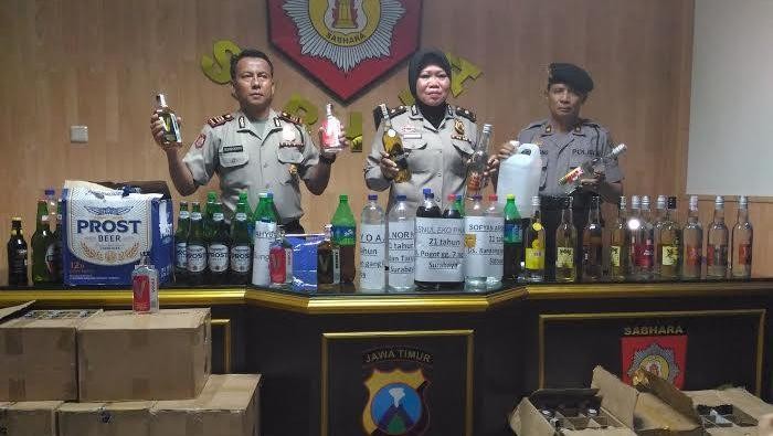 Seminggu Awal Agustus, Polisi Sita Ribuan Botol Miras Tak Berizin