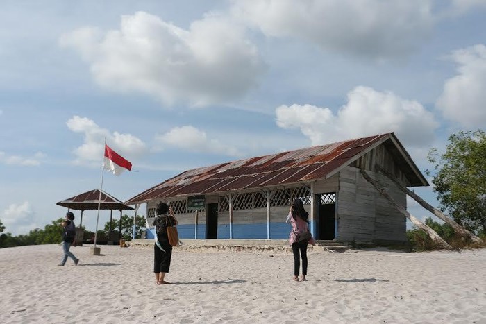 Selain ke Tanjung Tinggi, Tengok Juga SD Laskar Pelangi