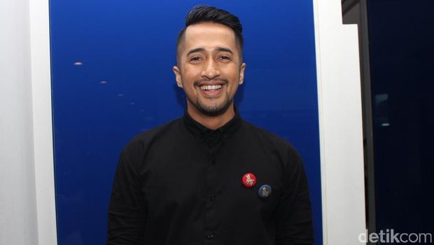Irfan Hakim.