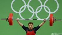 Turun di kelas 62 kg putra, Eko Yuli mencatat total angkatan 312 kg di Riocentro Pavilion 2, Rio de Janeiro, Selasa (9/8/2016) pagi WIB. REUTERS/Yves Herman.