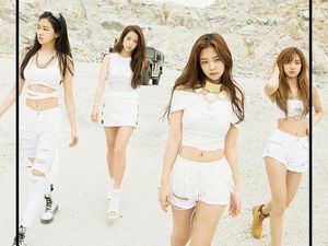 Cantik dan Berbakat! 6 Prestasi BLACKPINK Selama 2018