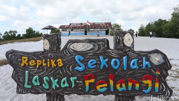 Yang Wajib Didatangi di Belitung: SD Laskar Pelangi