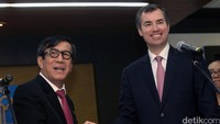 Pertemuan tersebut membahas isu terorisme global.