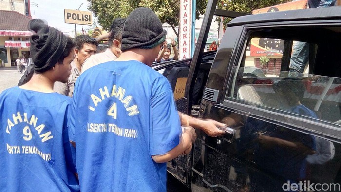 Komplotan Pencuri Mobil di Riau Dicokok Polisi